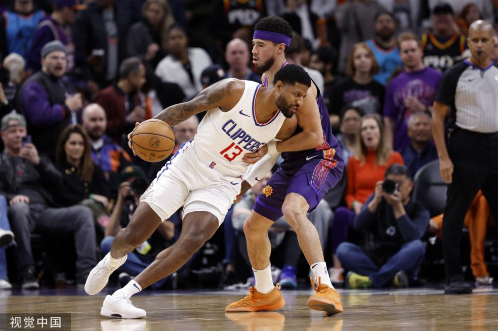 他在对阵巴 他在对阵巴