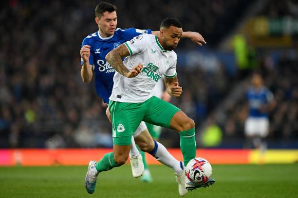 他深知与球 他深知与球